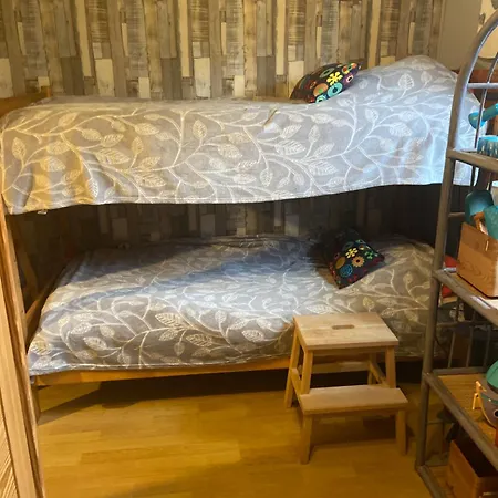 Chez Nanou Avec Petit Déjeuner Habitación en casa particular Chimay