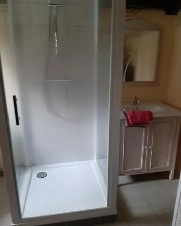 Habitación en casa particular Chez Nanou Avec Petit Déjeuner Chimay