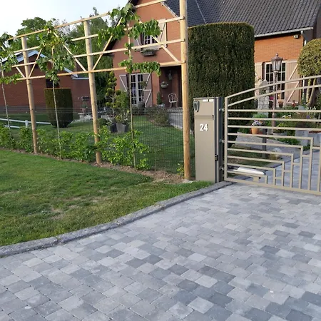 Chez Nanou Avec Petit Dejeuner Homestay Chimay